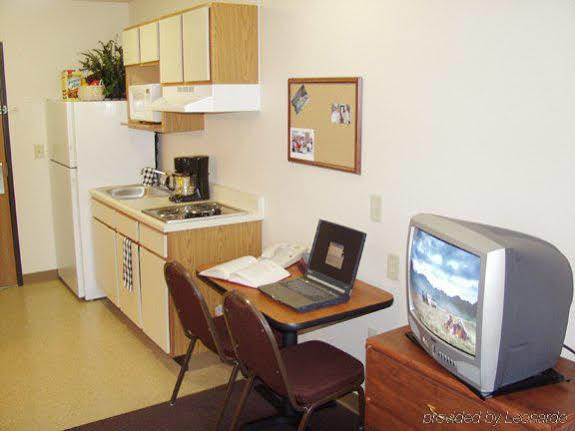 Woodspring Suites Midland Pokoj fotografie